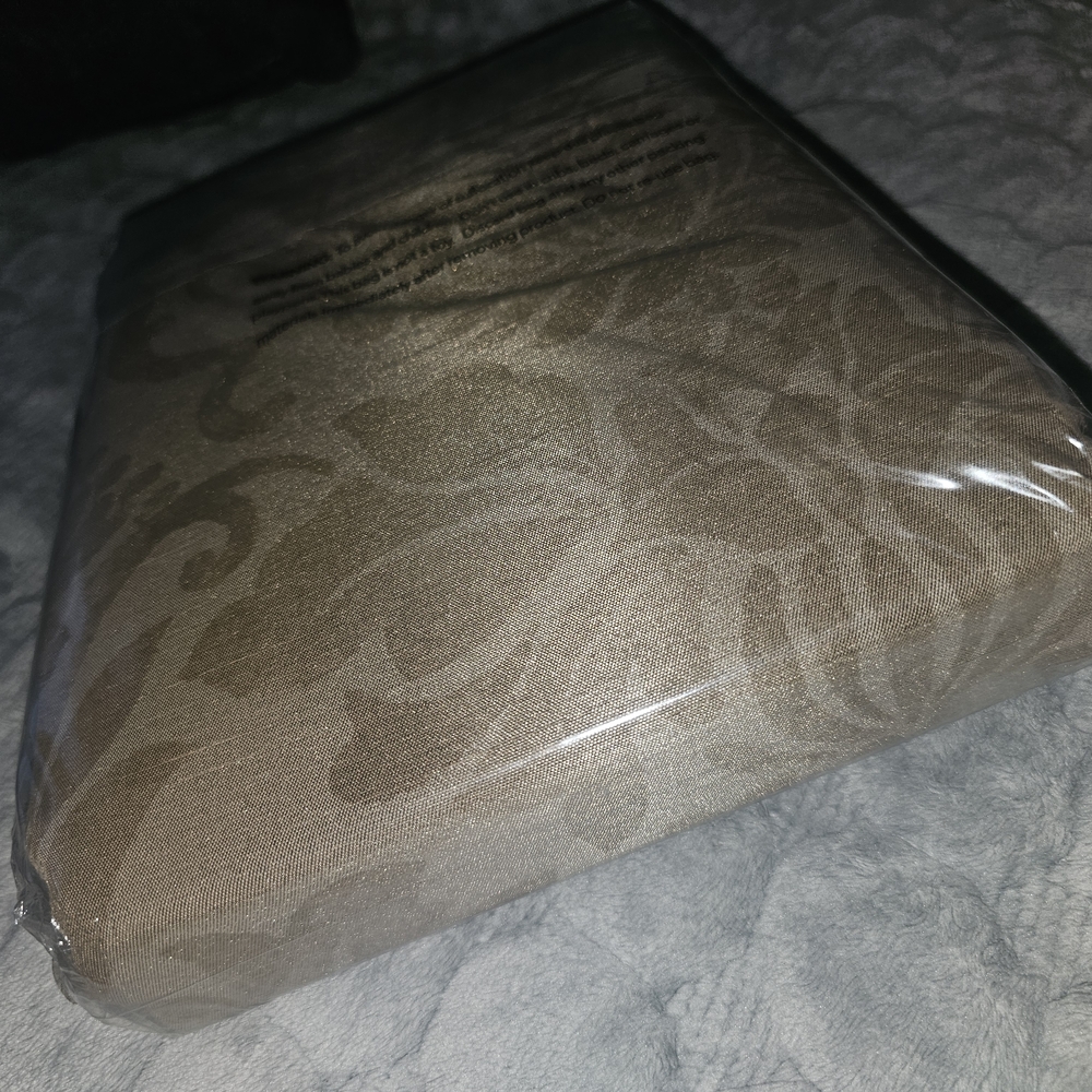 Elegant Tan Damask Curtain - Picture 3 of 5